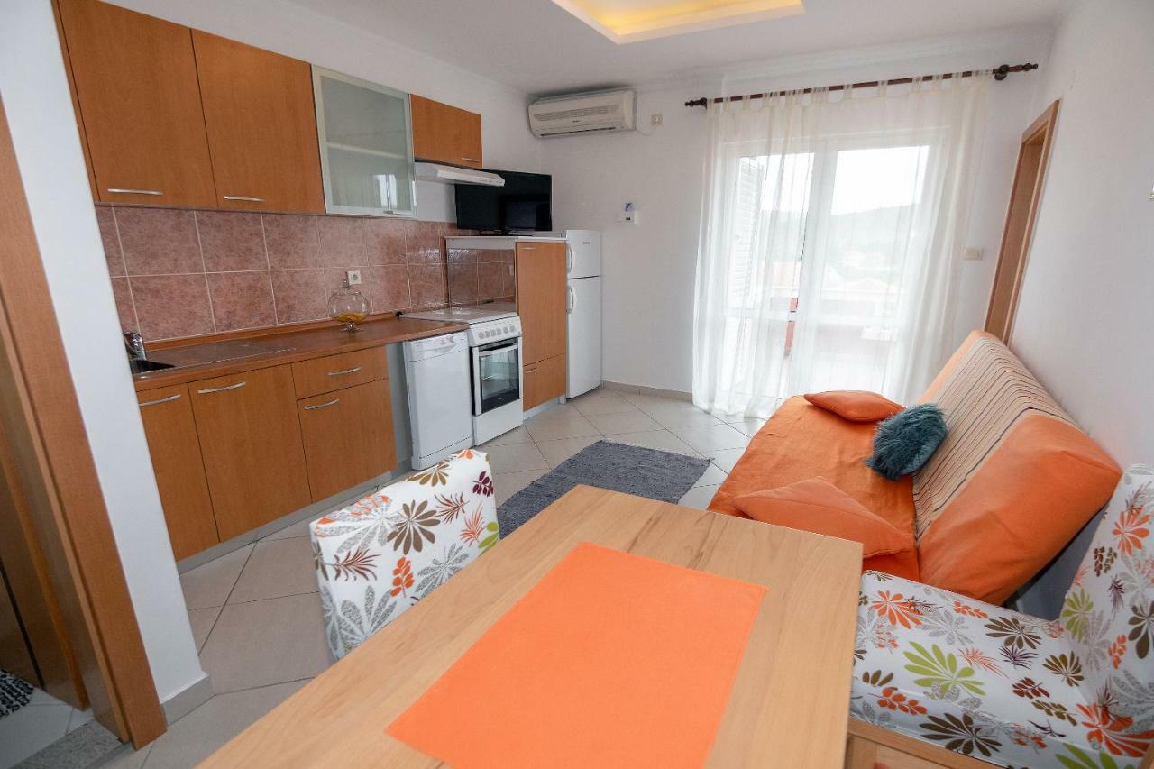 Apartmani Ivan Lopar Ngoại thất bức ảnh