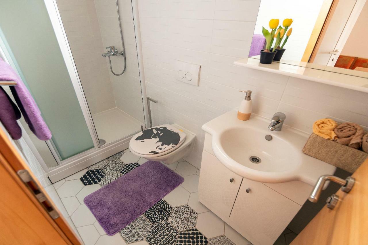 Apartmani Ivan Lopar Ngoại thất bức ảnh