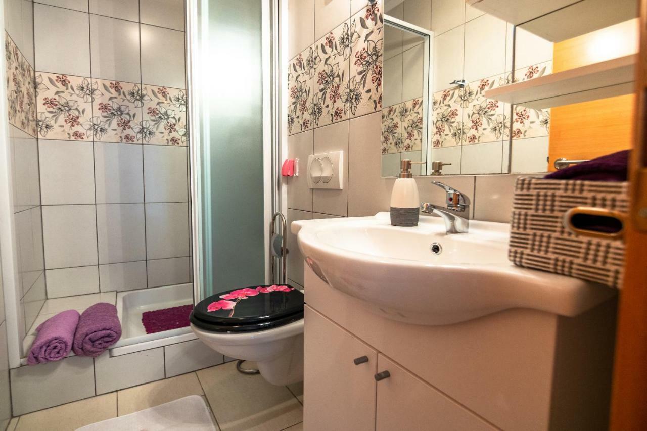 Apartmani Ivan Lopar Ngoại thất bức ảnh
