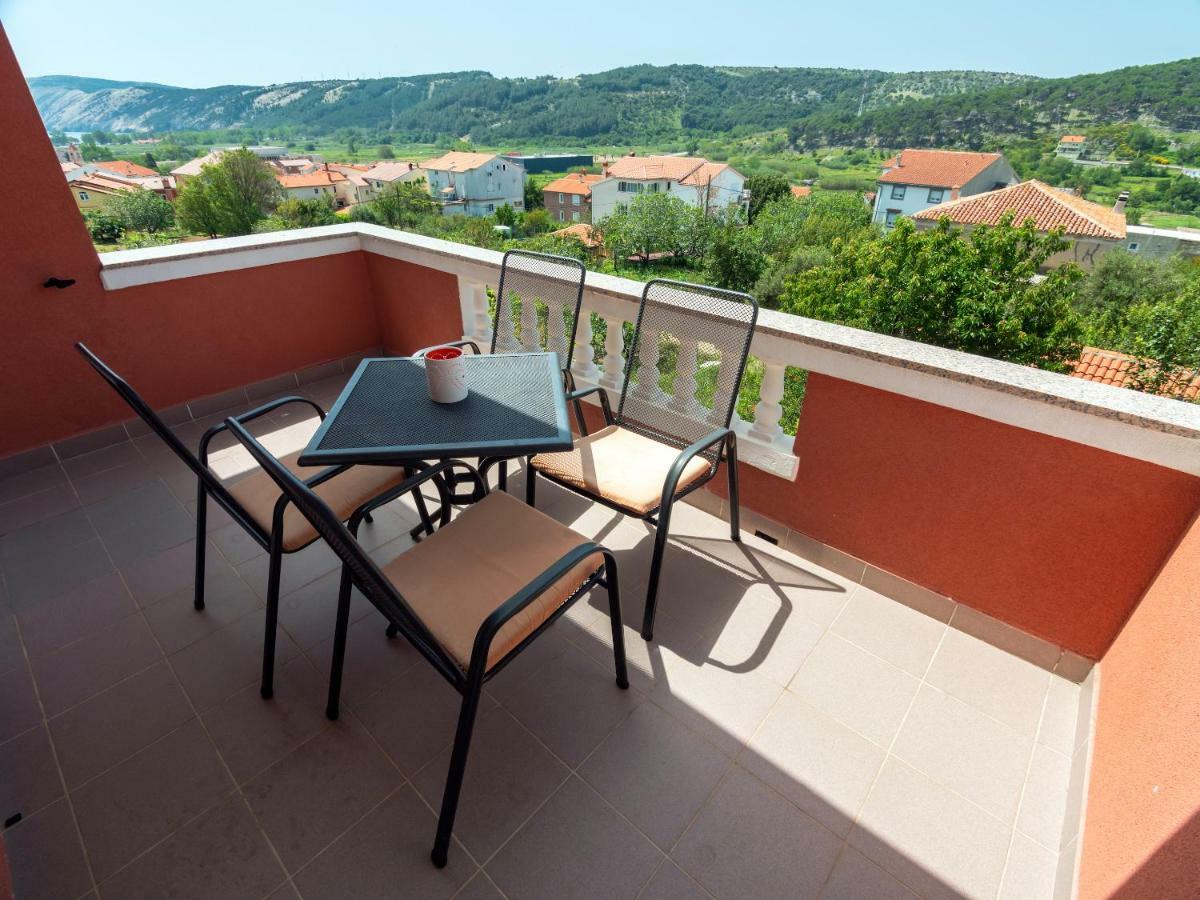 Apartmani Ivan Lopar Ngoại thất bức ảnh