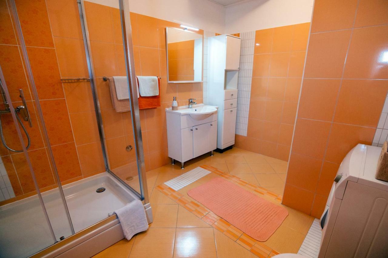 Apartmani Ivan Lopar Ngoại thất bức ảnh