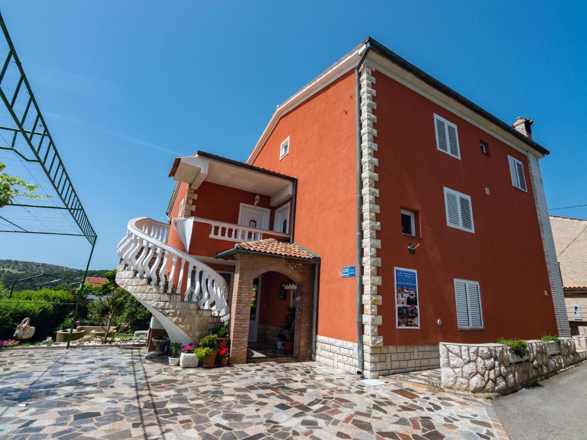 Apartmani Ivan Lopar Ngoại thất bức ảnh